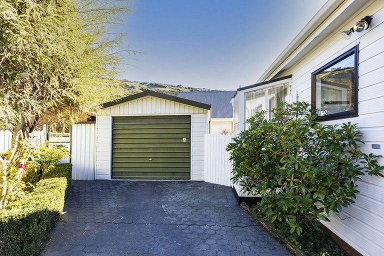 Photo of property in 2/11 Duncan Street, Sumner, Christchurch, 8081