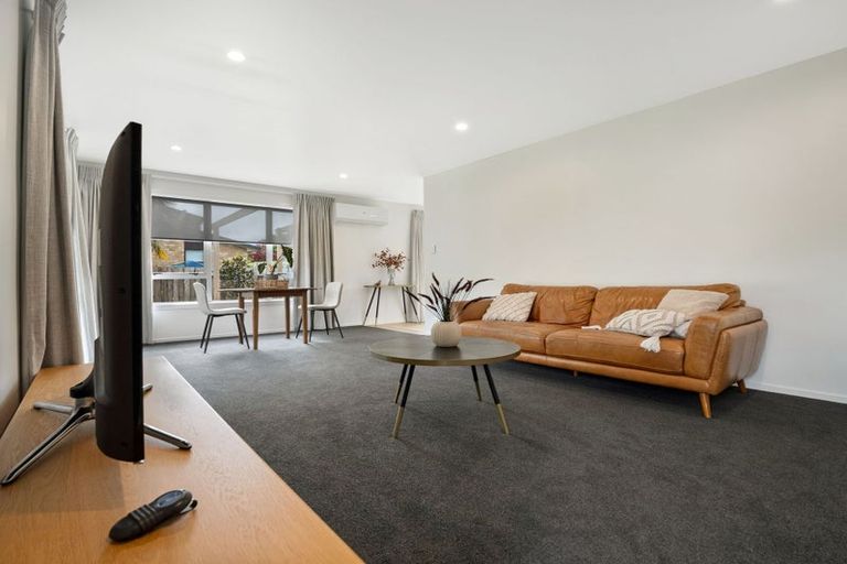 Photo of property in 50 Bowen Street, Cambridge, 3434