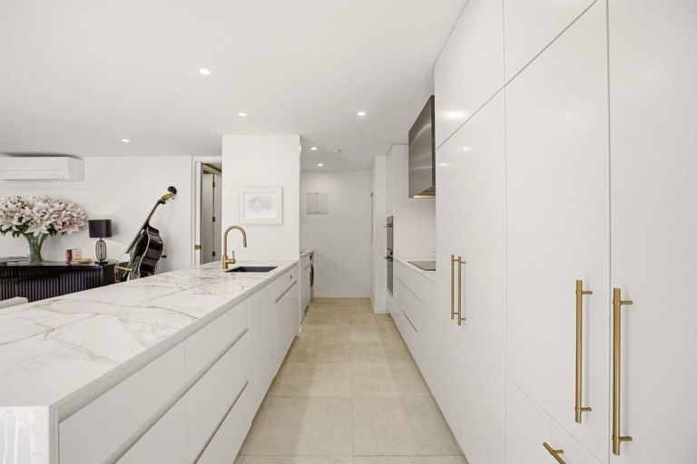 Photo of property in 45 Gracefield Avenue, Christchurch Central, Christchurch, 8013