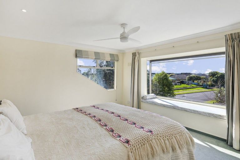 Photo of property in 111 Milne Drive, Paraparaumu, 5032