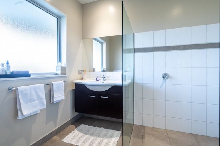 Photo of property in 31 Matheson Crescent, Albert Town, Wanaka, 9305