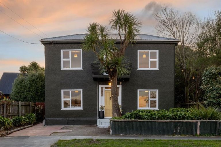 Photo of property in 43 Harvey Terrace, Richmond, Christchurch, 8013