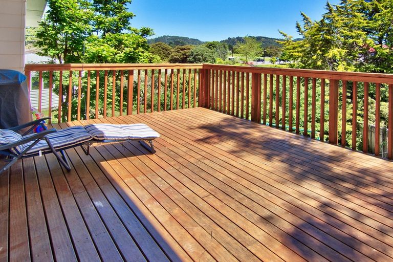 Photo of property in 69a Captain Scott Road, Glen Eden, Auckland, 0602