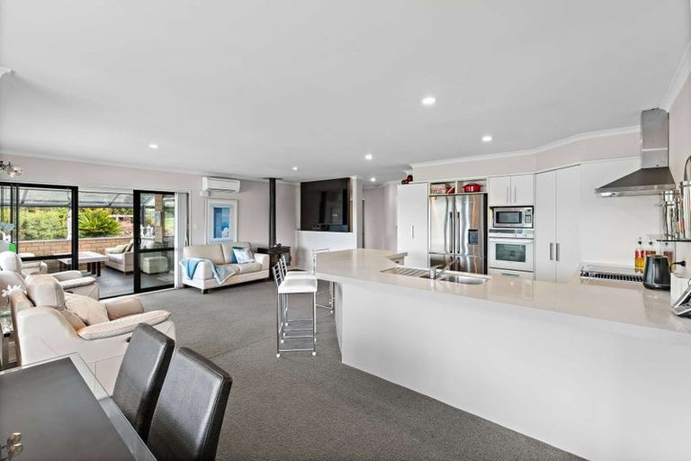 Photo of property in 263 Kanohi Road, Kaukapakapa, 0873