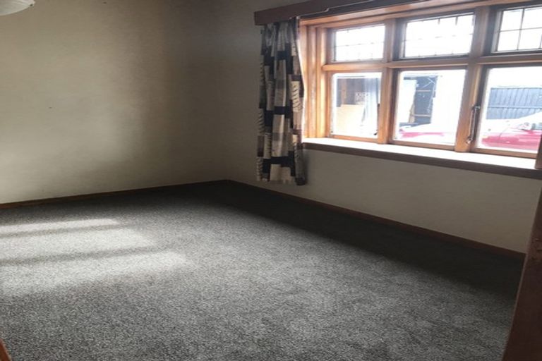 Photo of property in 37 Lyndon Street, Riccarton, Christchurch, 8041