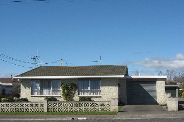 Photo of property in 1/1 Wellington Road, Waipukurau, 4200