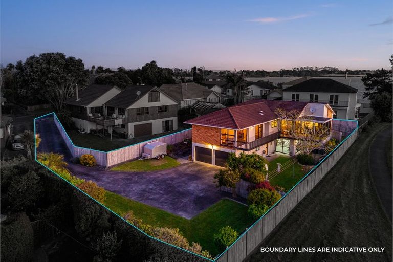 Photo of property in 21 St Annes Crescent, Wattle Downs, Auckland, 2103