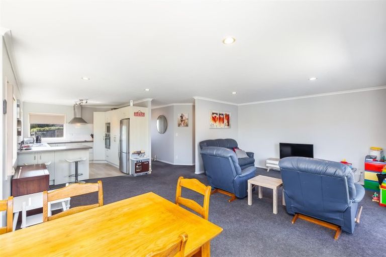 Photo of property in 4a Melanie Place, Orewa, 0931