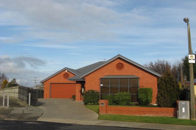 Photo of property in 4 Craig Street, Waikiwi, Invercargill, 9810