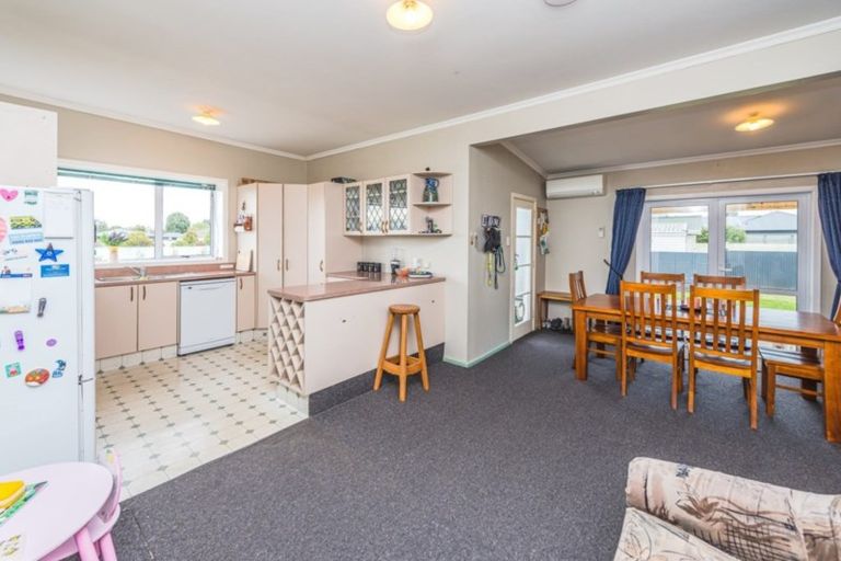 Photo of property in 35 Surrey Road, Springvale, Whanganui, 4501