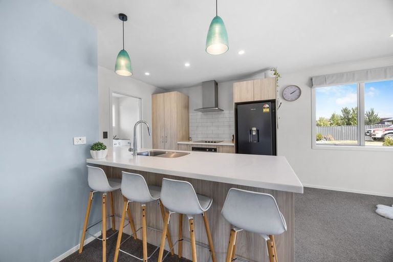 Photo of property in 8 Pennycook Place, Lake Hawea, Wanaka, 9382