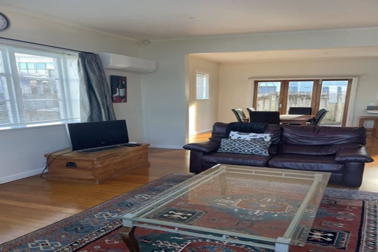 Photo of property in 33 Benares Street, Khandallah, Wellington, 6035