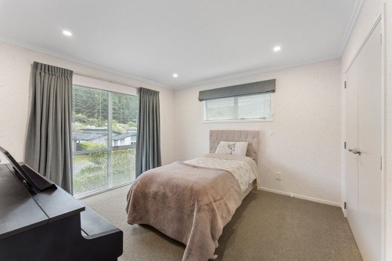 Photo of property in 37 Somerby Mews, Silverstream, Upper Hutt, 5019