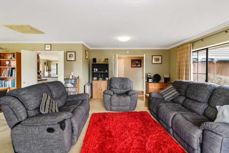 Photo of property in 8 Thelma Place, Lynmore, Rotorua, 3010