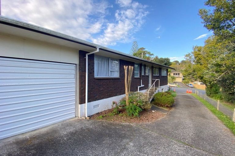 Photo of property in 1/12 Newstead Avenue, Browns Bay, Auckland, 0632