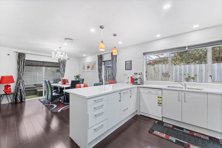 Photo of property in 4/89 Kolmar Road, Papatoetoe, Auckland, 2025