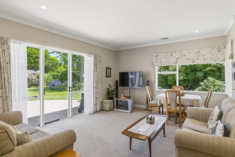 Photo of property in 9 Maple Lane, Waikanae, 5036
