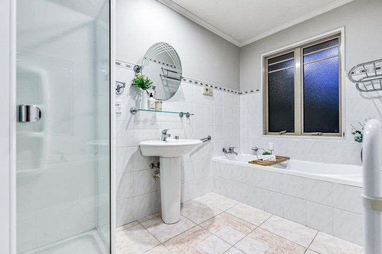 Photo of property in 7 Nielsen Gardens, Rototuna, Hamilton, 3210