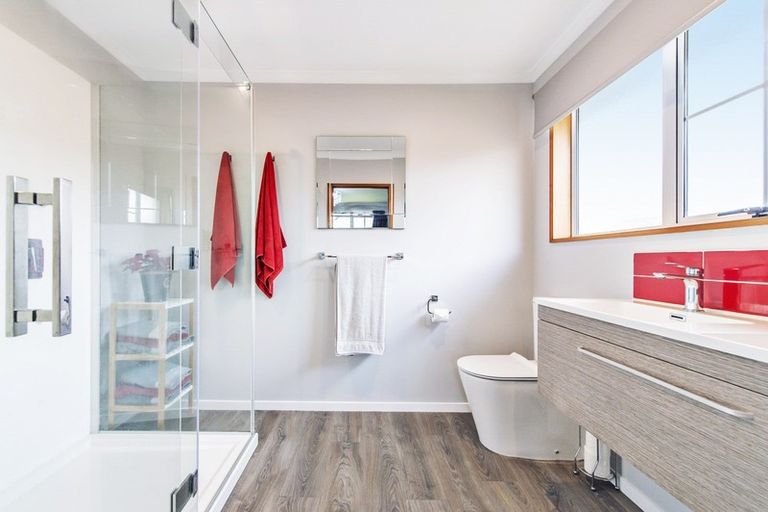 Photo of property in 3 Oldham Place, Darfield, 7510