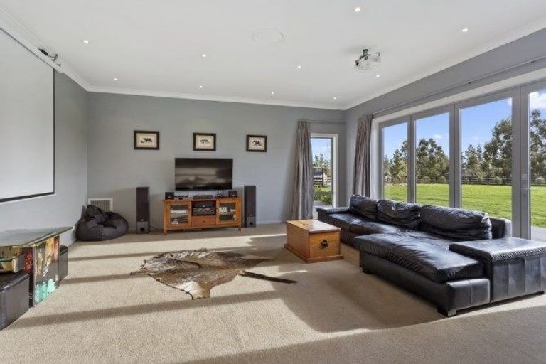 Photo of property in 643 Barkers Road, Loburn, Rangiora, 7472