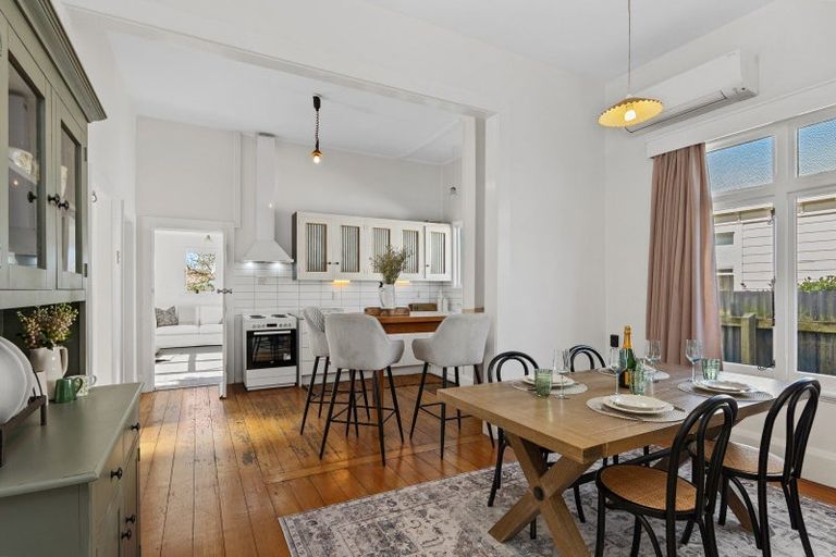 Photo of property in 28 Cameron Street, Ashburton, 7700