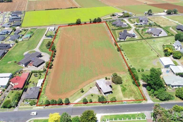 Photo of property in 82 Anzac Road, Pukekohe, 2120