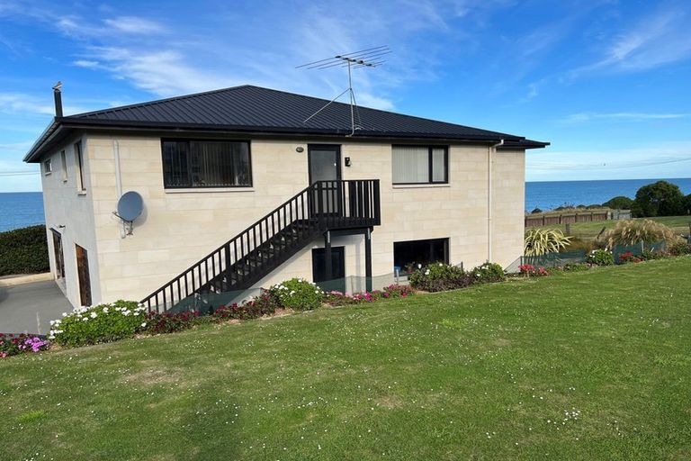 Photo of property in 35 Harbour Terrace, Kakanui, Oamaru, 9495