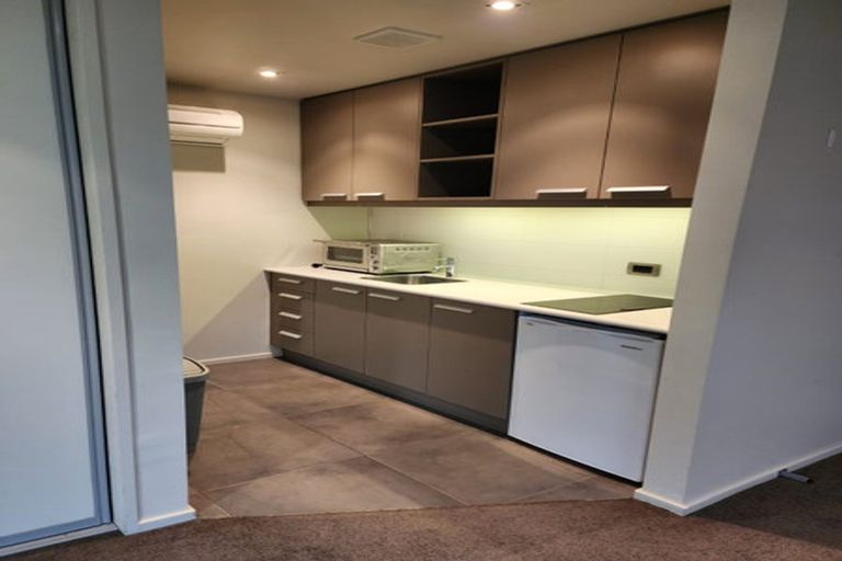 Photo of property in 10 Whareora Terrace, Cashmere, Christchurch, 8022