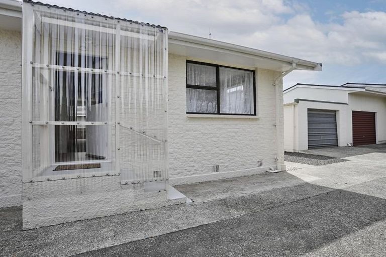 Photo of property in 2/30 Antrim Street, Windsor, Invercargill, 9810