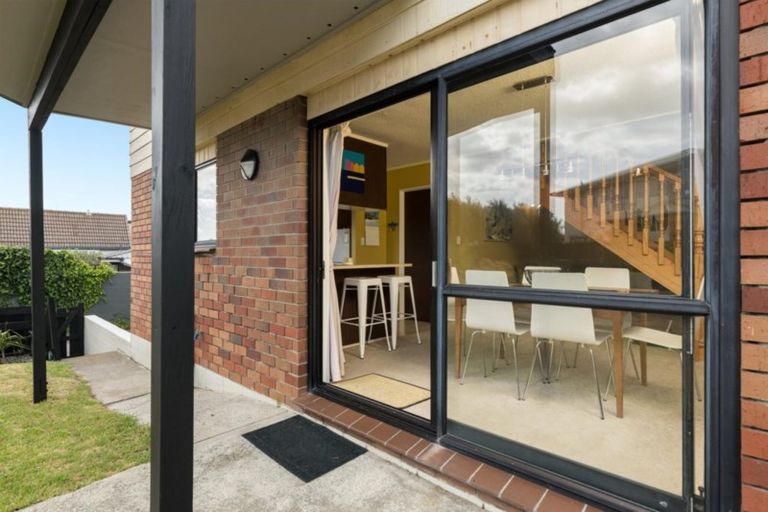 Photo of property in 73 Oceanbeach Road, Mount Maunganui, 3116