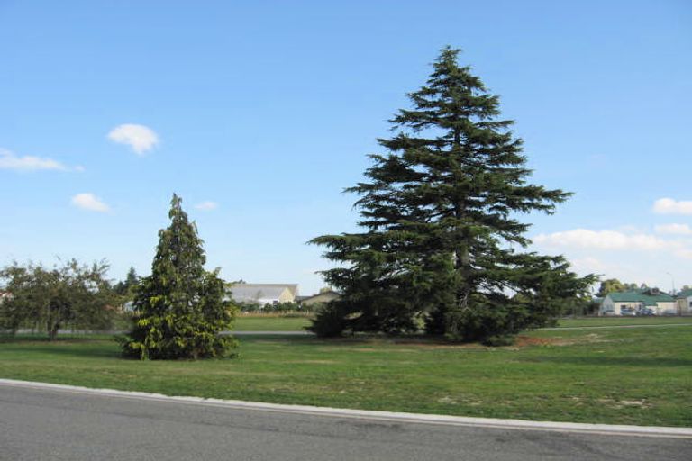 Photo of property in 13 North Terrace, Darfield, 7510