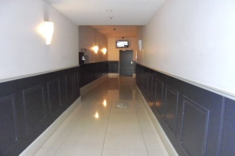 Photo of property in Courtenay Apartments, 703/120 Courtenay Place, Te Aro, Wellington, 6011