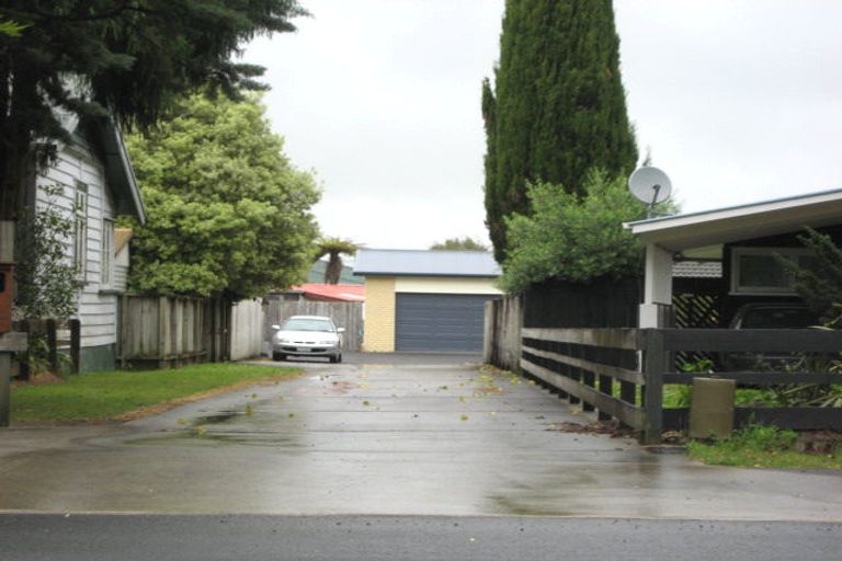 Photo of property in 64 Beach Road, Pahurehure, Papakura, 2113