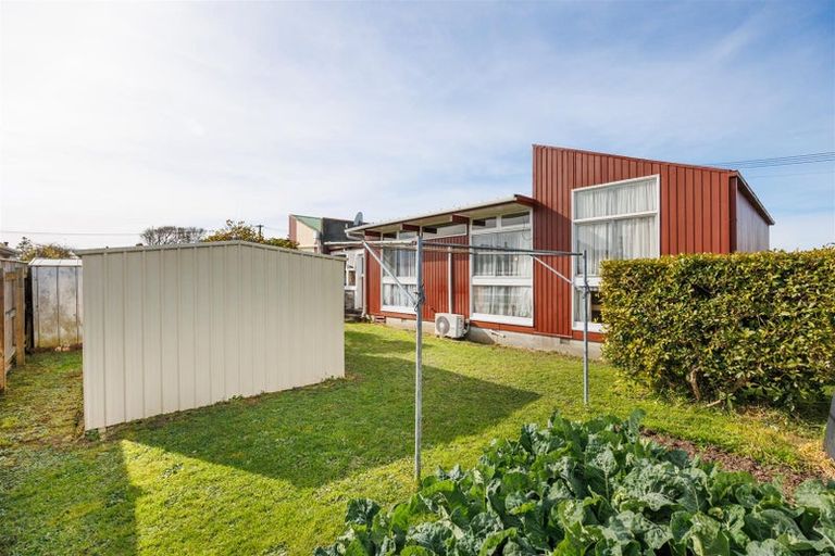 Photo of property in 14 Totara Street, Marton, 4710