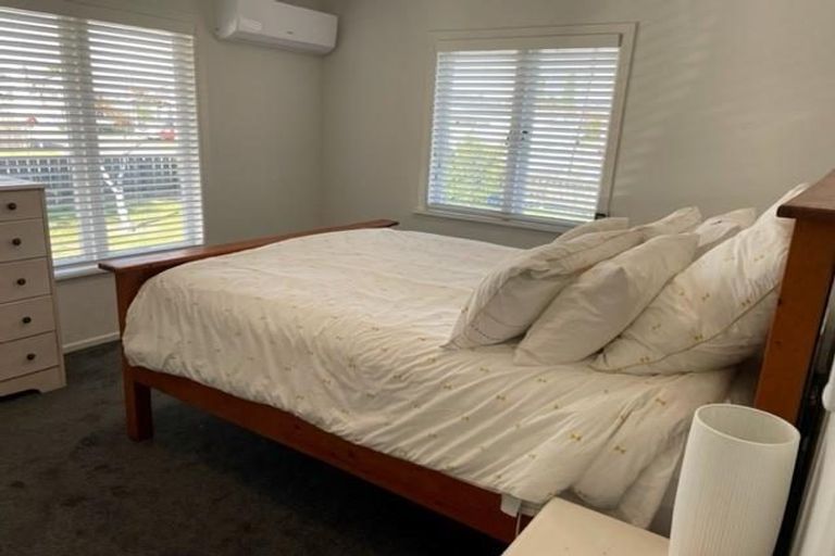 Photo of property in 1/3 Cameron Street, Papakura, 2110