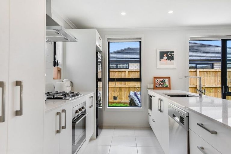 Photo of property in 53 Holland Road, Fairfield, Hamilton, 3214