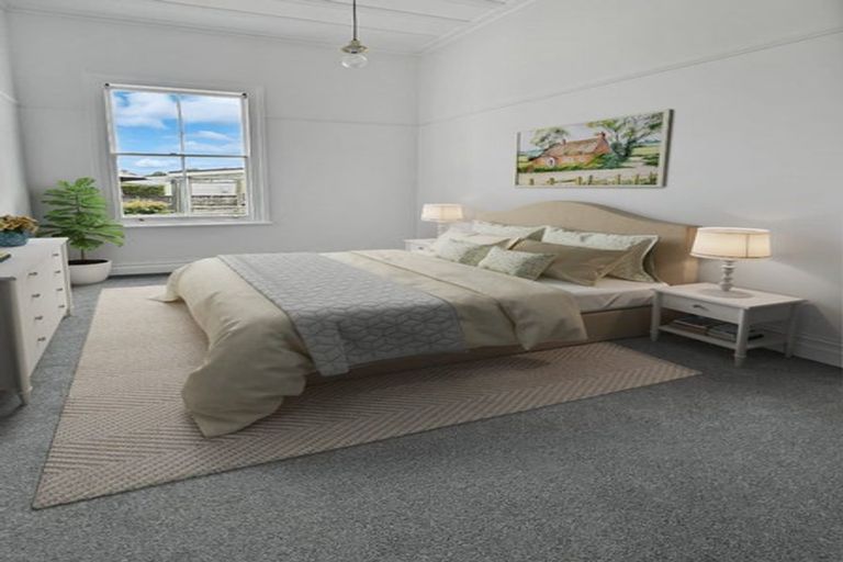 Photo of property in 125 Vauxhall Road, Narrow Neck, Auckland, 0624