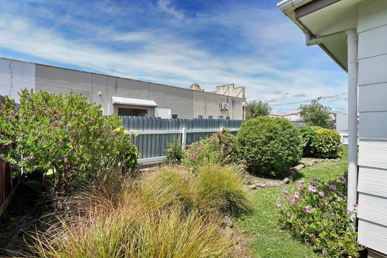 Photo of property in 6 Keepa Street, Levin, 5510