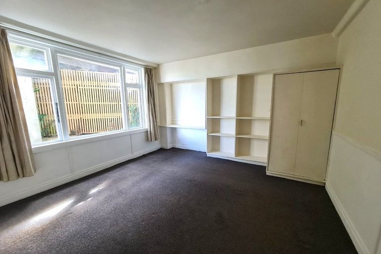 Photo of property in 151 Grant Road, Thorndon, Wellington, 6011