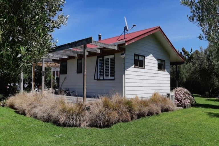 Photo of property in 31 Todds Road, Martinborough, 5711