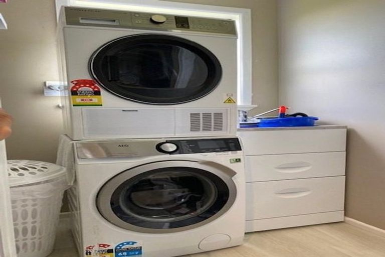 Photo of property in 2 Villers Street, Bay View, Napier, 4104