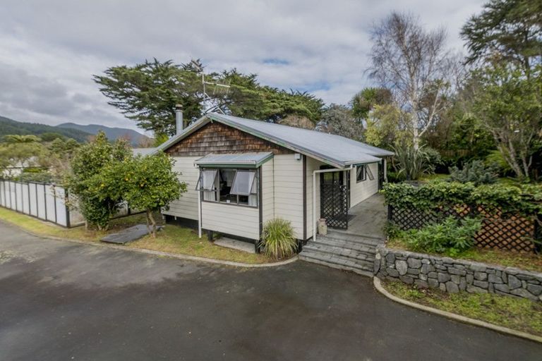 Photo of property in 42b Sunshine Avenue, Paraparaumu, 5032