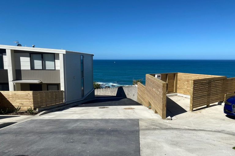 Photo of property in 7/52 High Street, Island Bay, Wellington, 6023