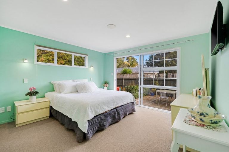 Photo of property in 92 Awaruku Road, Torbay, Auckland, 0630