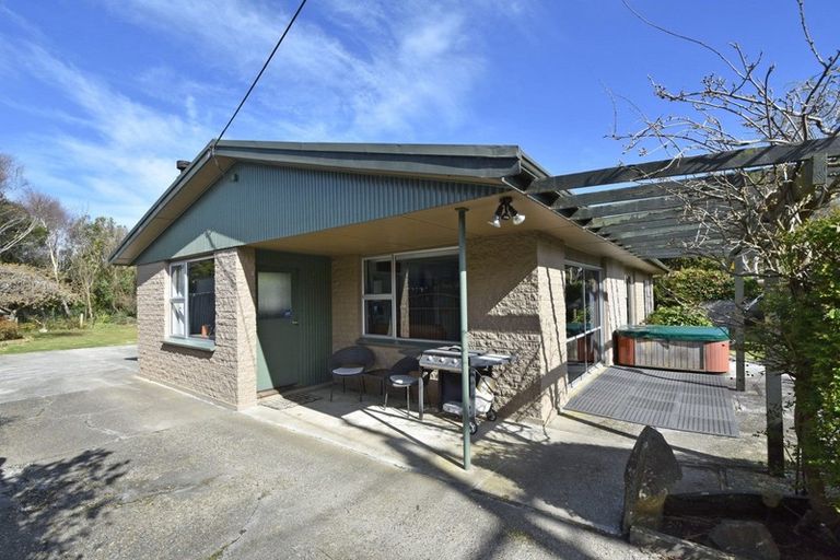 Photo of property in 9 Mahuri Road, Otatara, Invercargill, 9879
