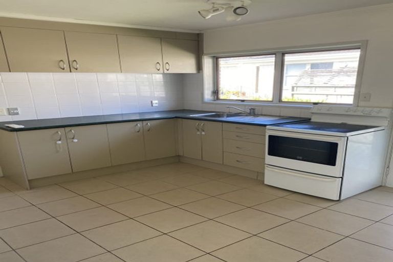 Photo of property in 2/180 Bayswater Avenue, Bayswater, Auckland, 0622