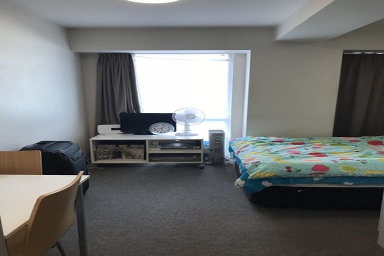 Photo of property in The Peak Apartments, 1001/170 Taranaki Street, Te Aro, Wellington, 6011