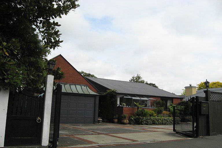 Photo of property in 227 Clyde Road, Burnside, Christchurch, 8053