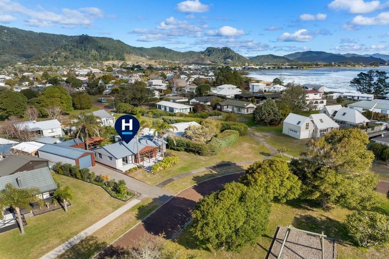 Photo of property in 13 Given Grove, Pauanui, Hikuai, 3579