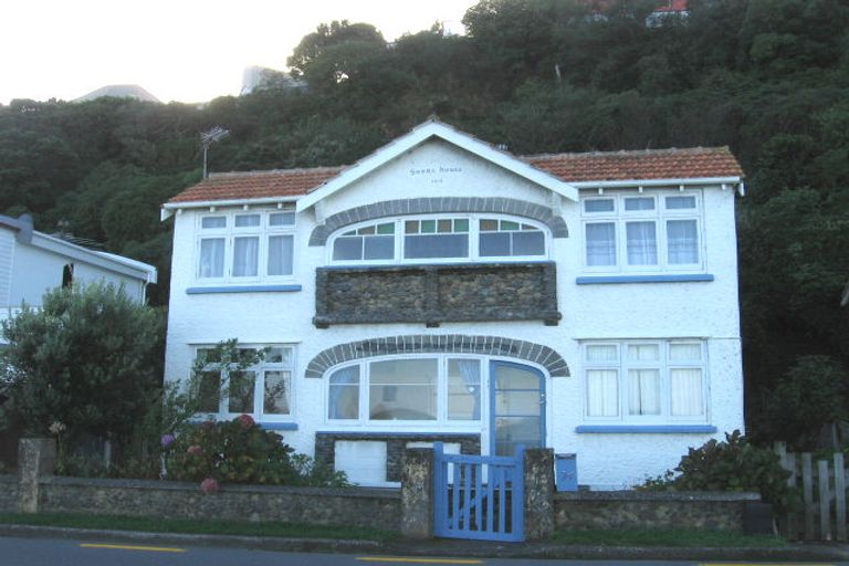 Photo of property in 34 Moana Road, Plimmerton, Porirua, 5026